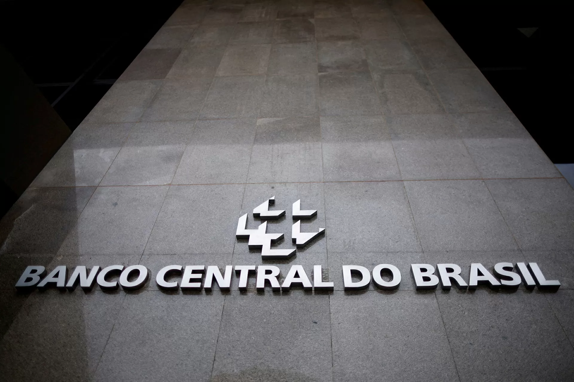 Mudanças no saque-aniversário impactaram concessões de crédito, diz membro do BC