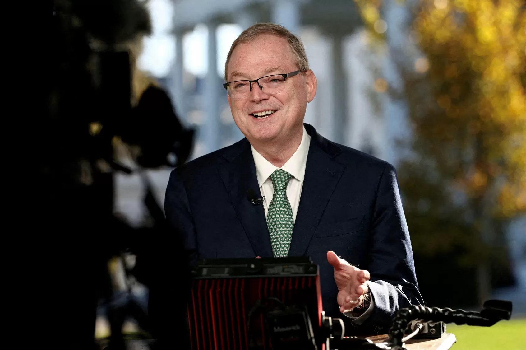 Cotado para vaga de Powell, Hassett diz que independência do Fed é “muito importante”