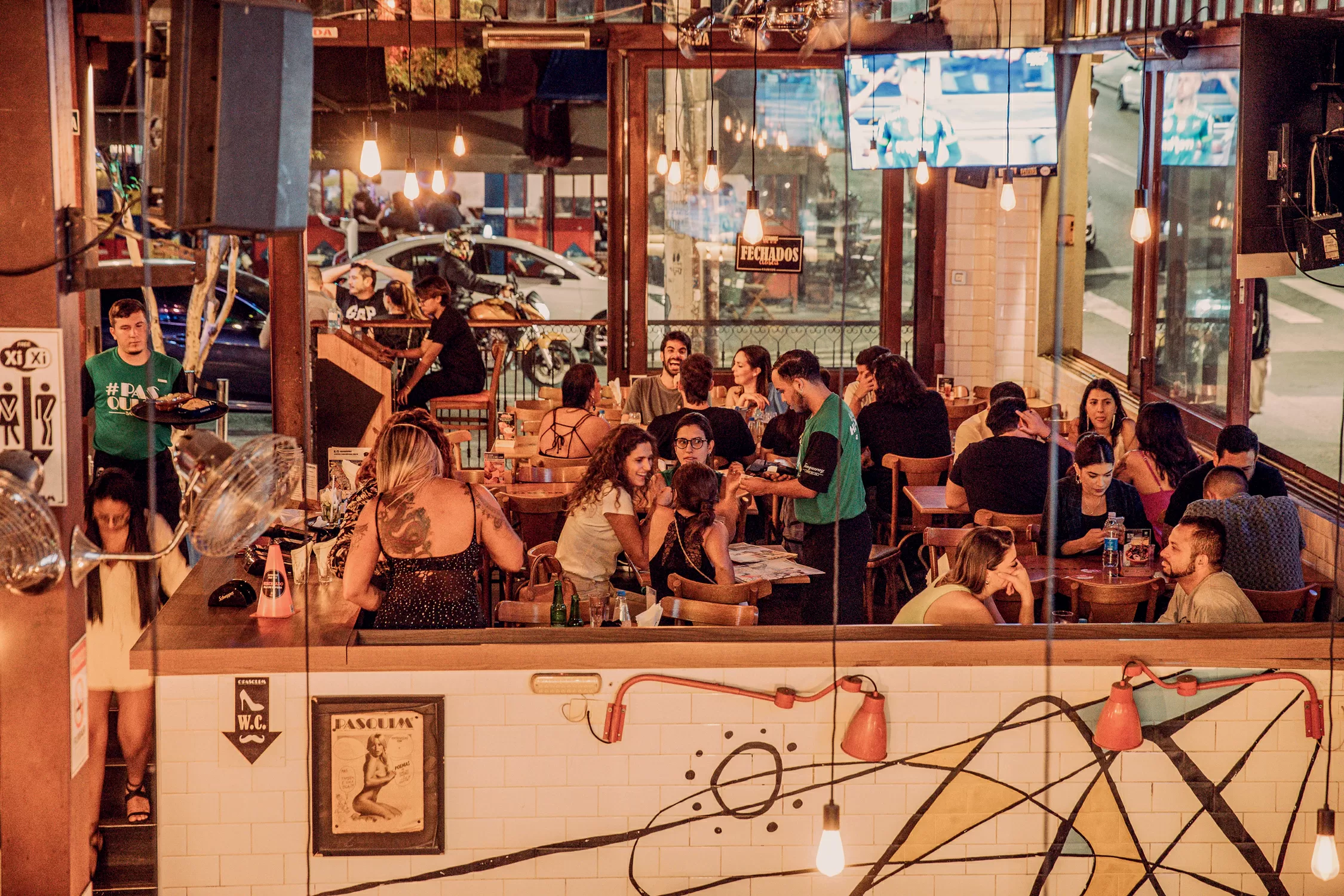 O impacto do Imposto Seletivo na operação de bares e restaurantes