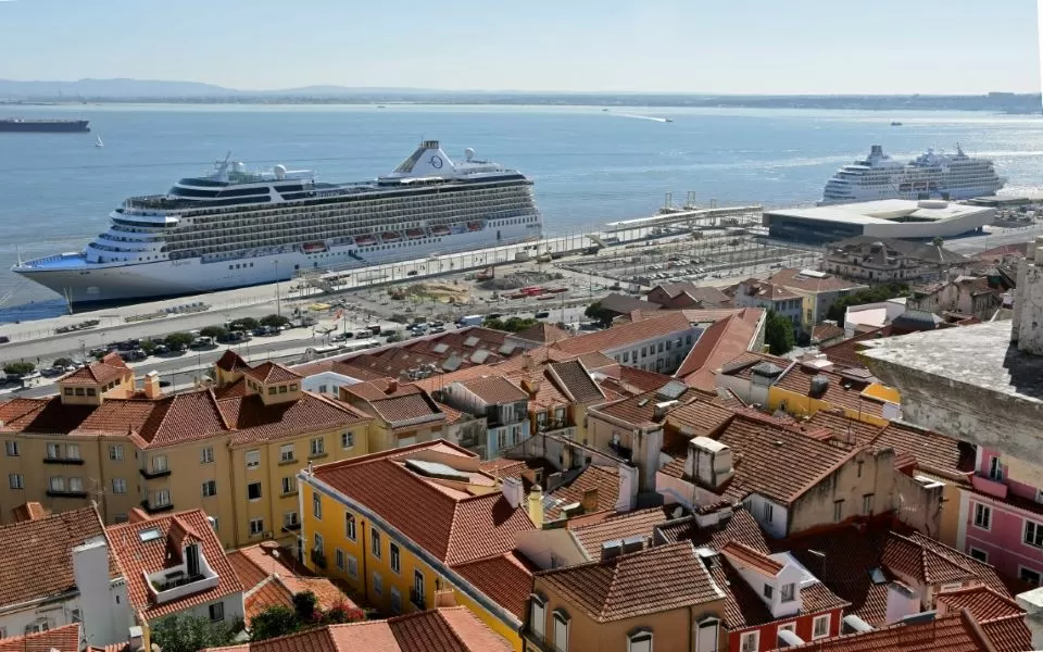 Cruzeiros no Porto de Lisboa atingem máximos de passageiros e geram 80 milhões em 2025