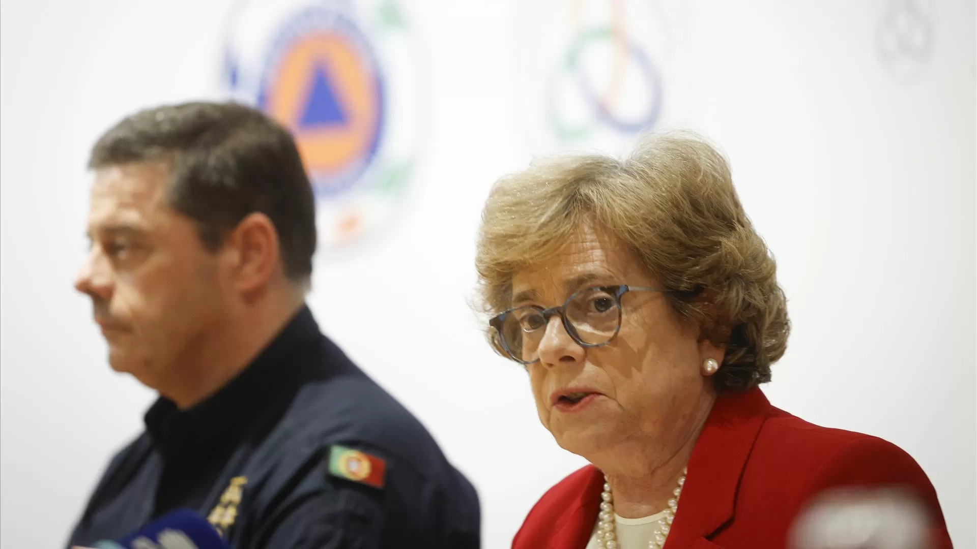Ministra justifica ausência do terreno com "trabalho em contexto de invisibilidade"