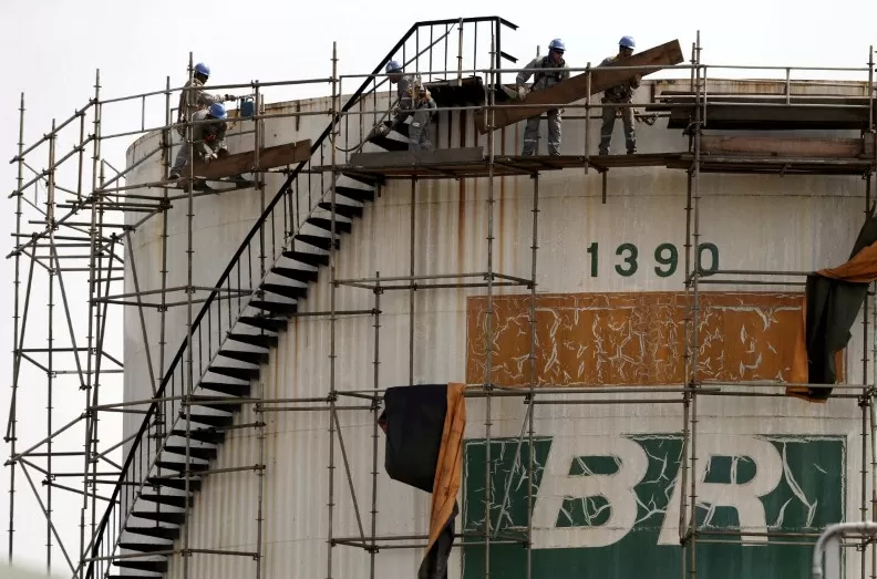 Petrobras eleva querosene de aviação em 9,4% a partir de domingo
