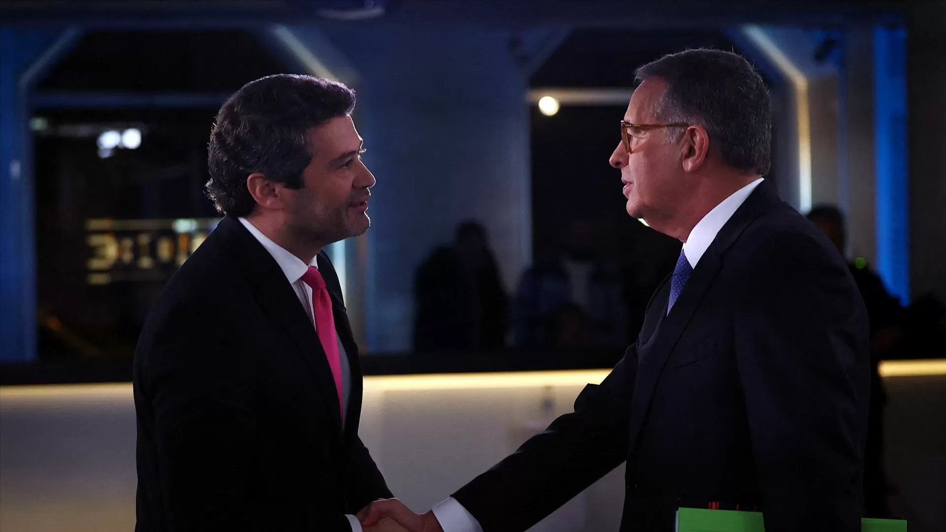 Quatro câmaras já pediram adiamento das eleições