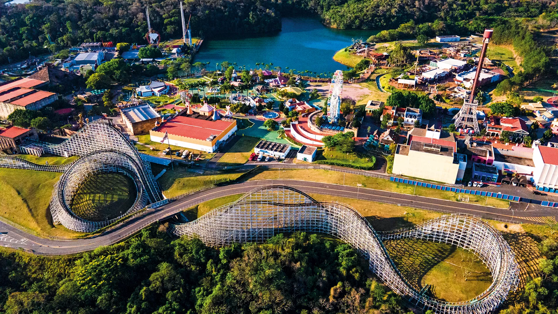 Os planos bilionários dos principais parques temáticos do Brasil