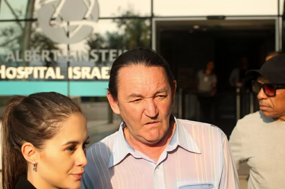 Marquito respira sem ajuda de aparelhos, mas segue em estado grave