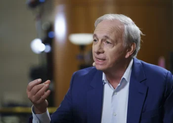 Ray Dalio: turbulência tarifária prejudicou reputação dos EUA como país confiável