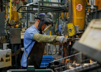 Paraná cresceu 3x acima da média nacional em agosto, diz pesquisa