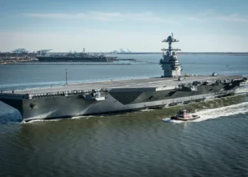 Porta-aviões enviado pelos EUA à América Latina é o maior do mundo