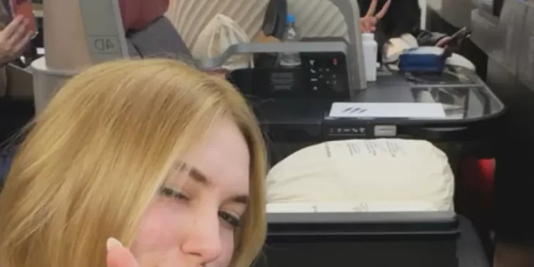 Virginia Fonseca embarca para reencontrar Vinícius Júnior em Madri e assistir a clássico Real x Barcelona