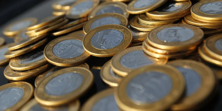 IFI: governo precisa de superávit de R$ 27 bi no 4T para cumprir piso da meta fiscal