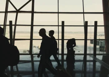 Costa Filho: Defendo que se busque a redução do preço das passagens aéreas no Brasil