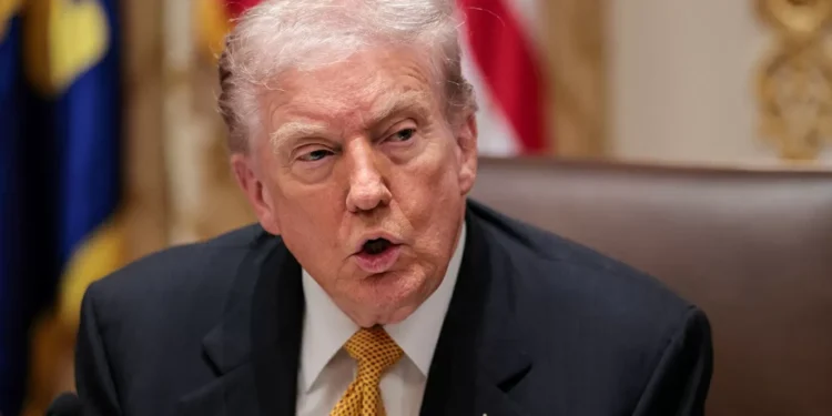 Trump diz que pode reduzir tarifa sobre o café; Brasil é o maior fornecedor