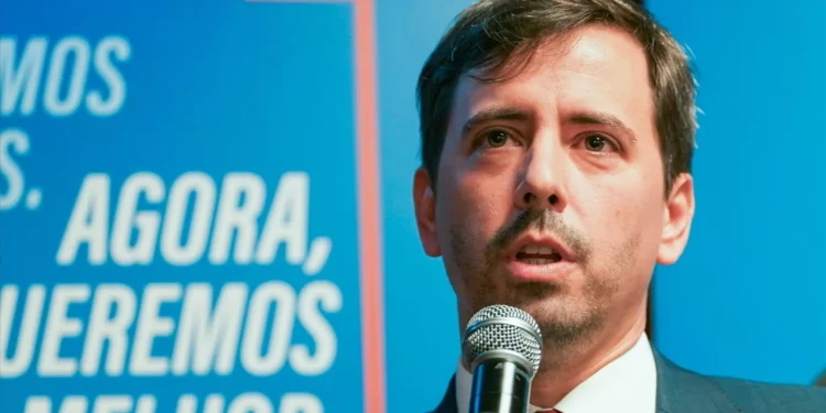 Presidente da Câmara de Braga pede à oposição que o deixe trabalhar