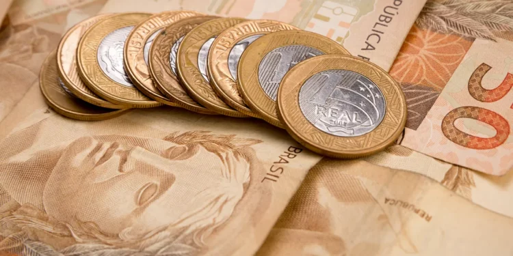 Dívida pública cresce e já ultrapassa limite previsto pelo governo para 2025