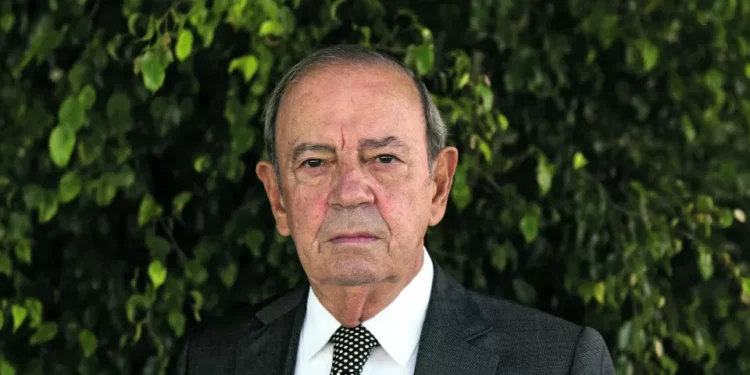 Fórum para Competitividade prevê crescimento de 1,9% em 2025 mas meta do Governo é possível