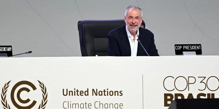 O que explica a resistência ao fundo de florestas tropicais, segundo presidente da COP