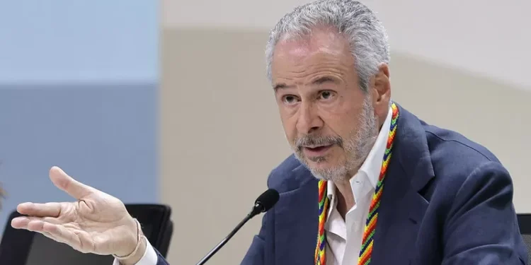 Esvaziado, texto final da COP30 exclui proposta de Lula e adia conversas sobre comércio