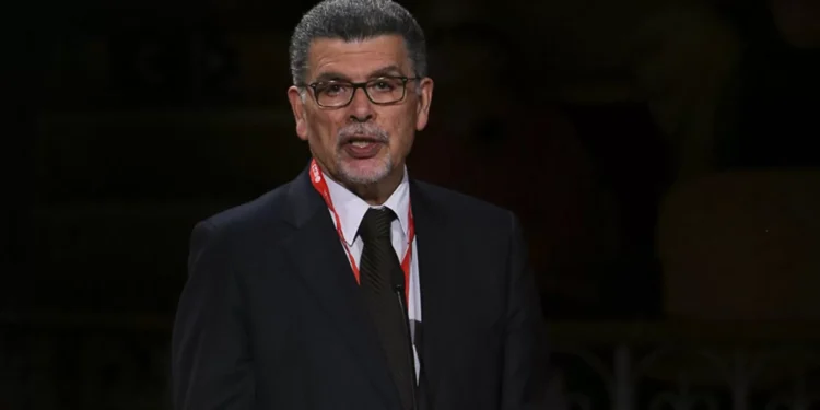 PSD Cascais quer expulsar António Capucho do partido