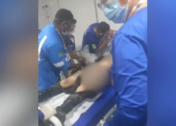 Incêndio na COP30: Imagem mostra ferido sendo socorrido por médicos