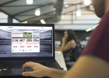 Estado perde 100 milhões em impostos com jogo online ilegal. Veja o “Jogo Económico”