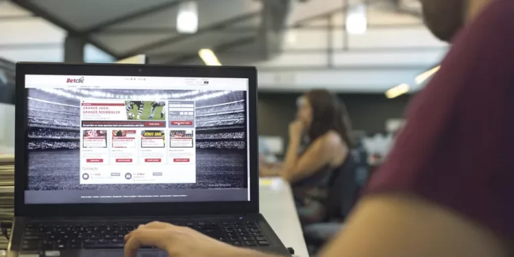 Estado perde 100 milhões em impostos com jogo online ilegal. Veja o “Jogo Económico”