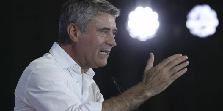 PS questiona Governo sobre apoio a emigrantes com património atingido pelos fogos