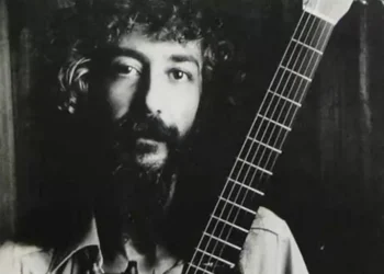 Morre André Geraissati, referência da música instrumental brasileira, aos 74 anos