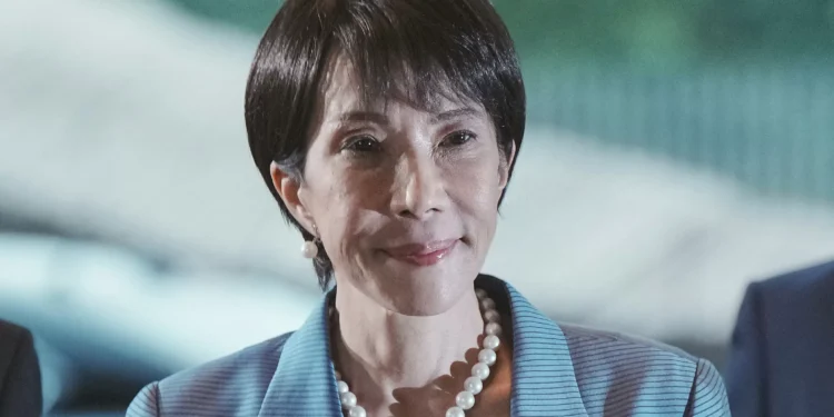 Japão aprova orçamento recorde e tenta equilibrar estímulo fiscal com freio na dívida