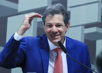 Mercado digere possível saída de Haddad da Fazenda