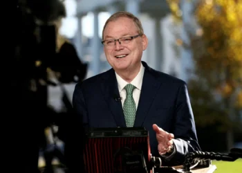 Cotado para vaga de Powell, Hassett diz que independência do Fed é “muito importante”