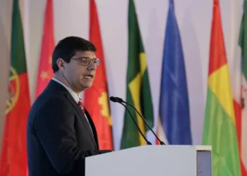 PS quer ouvir Rangel no parlamento sobre voo de Estado com mulher de Sissoco Embaló