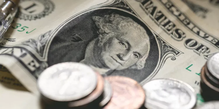 Brasil tem fluxo cambial negativo de US$ 7,115 bi em novembro, diz BC