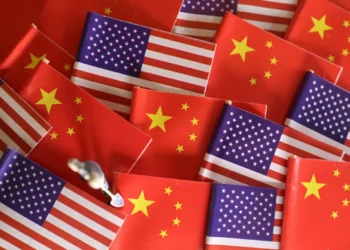 China acusa EUA de afetar cadeia de suprimentos com ‘imposição arbitrária de tarifas’