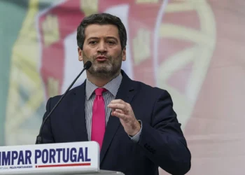 Presidenciais: Ventura desafia adversários a divulgar lista de donativos para campanha