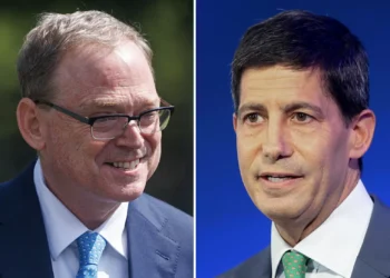 Trump diz que está inclinado a escolher Warsh ou Hassett para a presidência do Fed