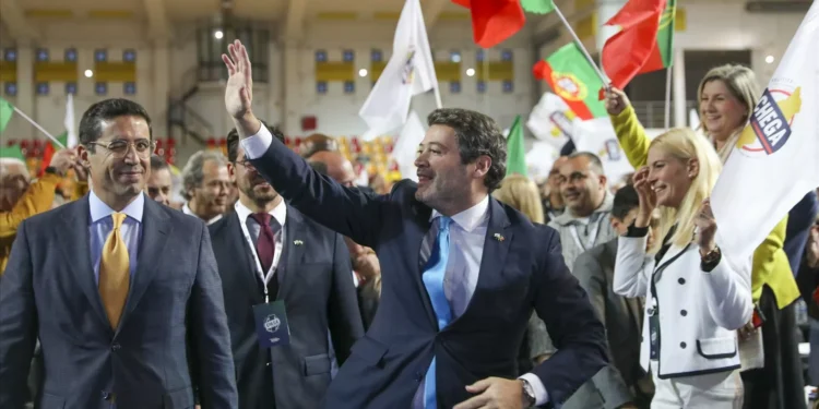 Ventura acusa adversários de “ofender Portugal” e promete “mão pesada” contra crime