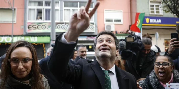 Ventura desafia adversários a divulgar lista de donativos para campanha