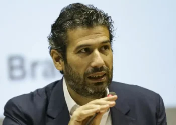 Crédito consignado ao trabalhador privado somará R$ 100 bi em 2025, diz secretário