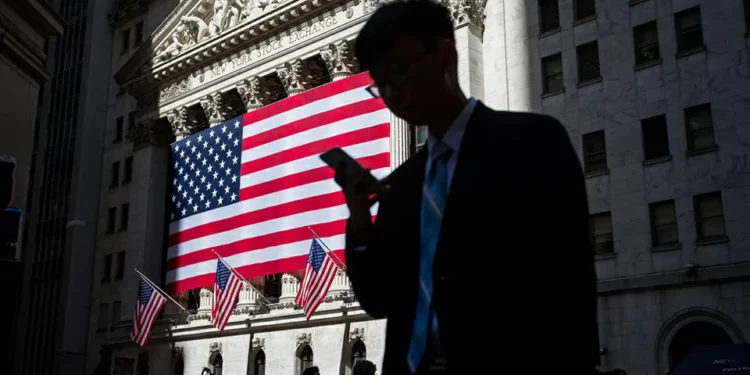 Wall Street encerra sessão em baixa