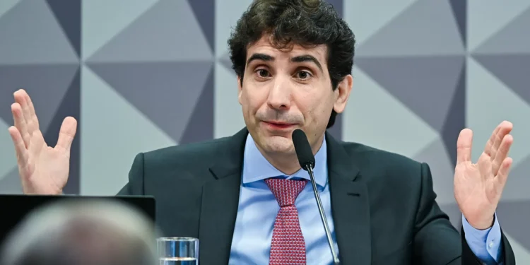 Diferente do BC, para o Fed o emprego pesa mais que a inflação