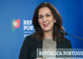 Governo aprova mais magistrados para o MP e novo regime de crimes online