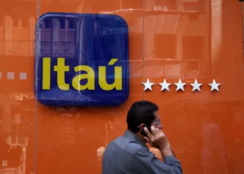 Itaú passa a projetar corte da Selic a partir de março, e faz novo alerta para fiscal