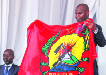 Presidente moçambicano apela a investimento dos Emirados Árabes Unidos no setor do petróleo e gás