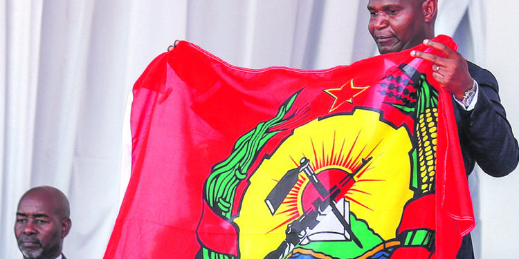 Presidente moçambicano apela a investimento dos Emirados Árabes Unidos no setor do petróleo e gás