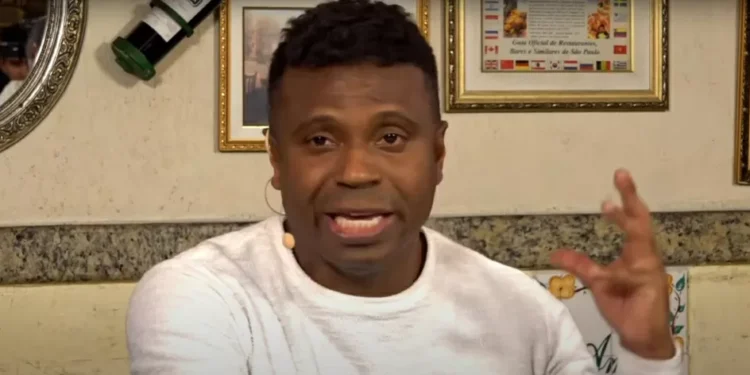 No BBB 26, Edilson Capetinha relembra conselho a Felipão antes do 7 a 1: ‘Bernard é ruim p…’