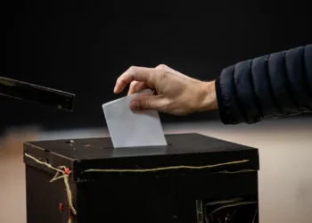 Brasileiros sem nacionalidade portuguesa podem votar nas Presidenciais, diz CNE