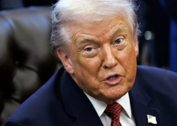 Trump chega a Davos escalando tensão com UE e em ofensiva tarifária por Groenlândia