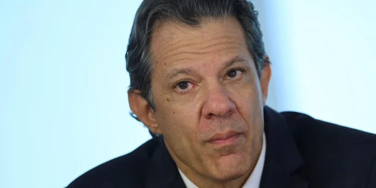 Haddad diz que sai do ministério ainda em janeiro e que sucessor deveria assumir já