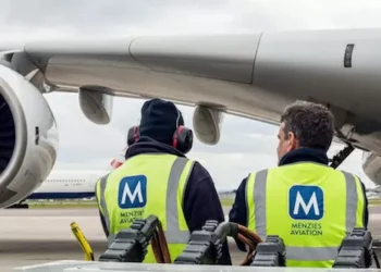Sindicatos da aviação e do handling ameaçam Menzies com “protesto musculado” por causa do processamento de salários