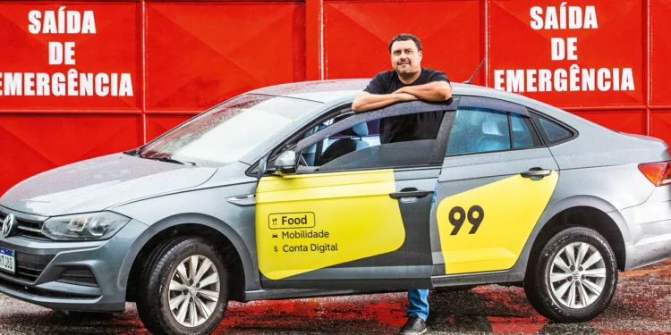 Economia de aplicativos provoca mudanças profundas no mercado de trabalho brasileiro